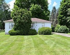 Image result for 704 Youngstown Poland Road, Struthers, OH 44471