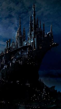 Hogwarts at night | Harry potter wallpaper, Harry potter wall, Harry potter background