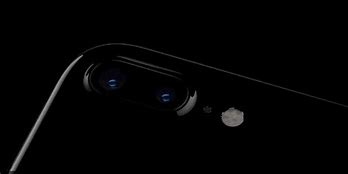 Image result for iPhone 7 Plus vs Samsung S8