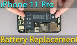 Image result for iPhone 11 vs 11 Pro Battery