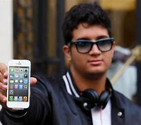 Image result for iPhone 5 vs 6 Plus Size