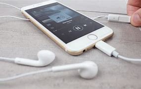 Image result for Apple EarPods Lightning