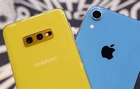 Image result for iPhone XR vs Samsung S10