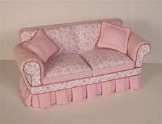 divani rosa divani shabby chic lo charme di uno stile romantico divani rosa divani shabby chic lo charme di uno stile romantico