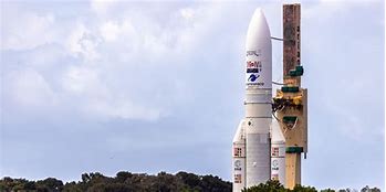 Image result for Fusée Ariane 5