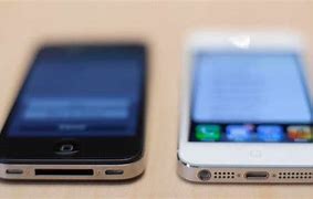 Image result for iPhone 4S Và iPhone 5