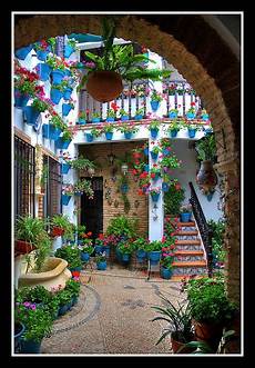 cortile spagnolo patio andaluz c 243 rdoba espa 241 a andalusia mexican cortile spagnolo patio andaluz c 243 rdoba espa 241 a andalusia mexican