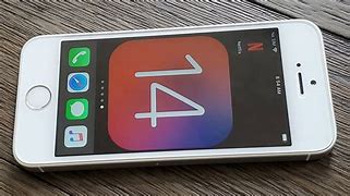 Image result for iOS 14 iPhone SE