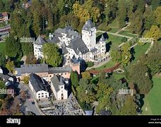Image result for Schloss Colmar-Berg