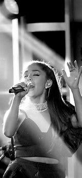 Image result for Ariana Grande iPhone XR Wallpaper