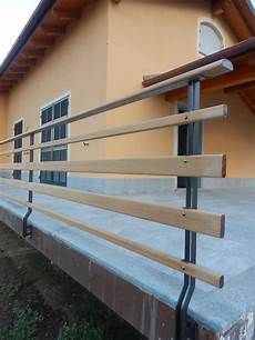 ringhiera esterna ringhiera esterna in ferro e teak acier steel ringhiera esterna ringhiera esterna in ferro e teak acier steel