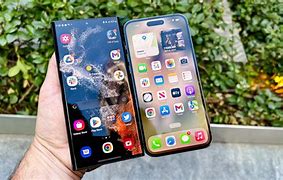 Image result for Samsung Và iPhone