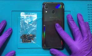 Image result for How to Open Samsung A40 Batery