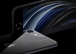 Image result for iPhone SE 2020 vs iPhone 14 Pro