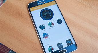 Image result for Montre Samsung Gear S2