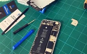 Image result for Apple 5 iPhone Battery Replacement