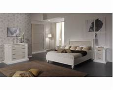 comodini in legno massello letto e comodini in legno massello vari colori estea mobili comodini in legno massello letto e comodini in legno massello vari colori estea mobili