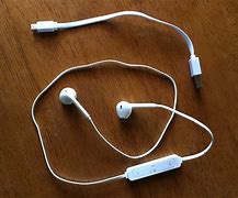 Image result for Apple 20032 Earbuds