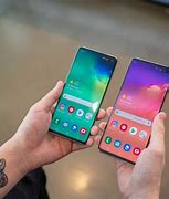 Image result for galaxy s 10 plus display resolution