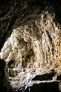 Risultato immagine per grotte di travertino. Dimensioni: 124 x 185. Fonte: www.lorenzotaccioli.it
