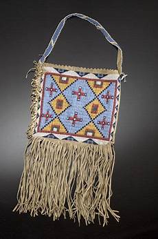 beadwork sioux sioux bag sioux beaded hide bag auction 2005 beadwork sioux sioux bag sioux beaded hide bag auction 2005
