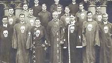 13 illuminati families 13 illuminati bloodlines that the world your 13 illuminati families 13 illuminati bloodlines that the world your