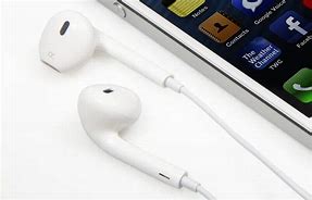 Image result for iPhone 12 EarPods