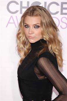 natalie dormer makeup natalie dormer hair and makeup at s choice awards natalie dormer makeup natalie dormer hair and makeup at s choice awards