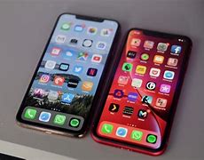 Image result for iphone x vs 6s plus screen