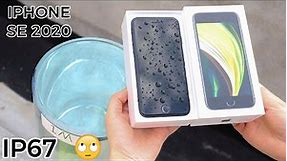 iPhone SE 2020 Water Test | Apple Says iP67 Rated 🤔