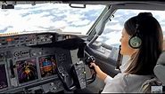 Beautiful Female Pilot Landing Her Boeing B737-800 | Cockpit View | GoPro