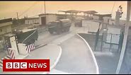 CCTV shows tanks and Russian military vehicles cross Ukraine border - BBC News