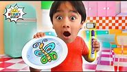 TOP 10 DIY Science Experiment for kids to do at home with Ryan's World!
