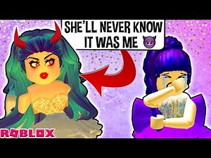 SHE CHEATED SO SHE COULD WIN... (ROBLOX)