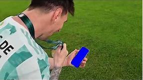 Messi Showing Medal on Facetime - Green Screen