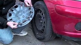 How to fit wheel trims