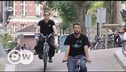 A bicycle tour through Amsterdam | DW English