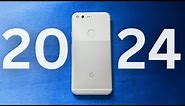 Google Pixel 1 in 2024 - ONE reason to buy it!