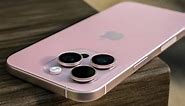 Xuất hiện hình ảnh iPhone 15 Pro Max màu hồng, đẹp lấn át iPhone 14 Pro Max tím