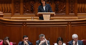 PSD questiona falta de explicações em Pedrógão, PS e BE acusam sociais-democratas de contradição