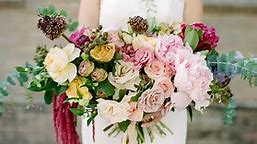 30 of the Prettiest Pink Wedding Bouquets, Centerpieces & Arrangements