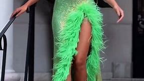 💖 💖 💖 💖Jovani 06164 Green Sequin Dress with Feather.💖 💖 💖 💖