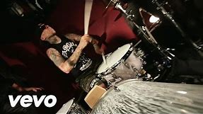 Travis Barker & Yelawolf - 6 Feet Underground