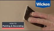 How to Repair Small Holes and Cracks in Walls with Wickes