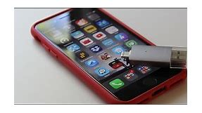 How to Use a USB Flash Drive with Your iPhone
