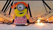 DIY crafts: how to make a minions mobile case with felt - Youtube - Isa ❤️