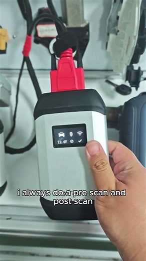 XTOOL IP919MAX gives instant topology views, fast system access, ECU coding, and built-in reports.