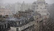 Paris sous la neige durant... 10 minutes !