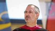 Steve Jobs to 2005 graduates: ‘Stay hungry, stay foolish’ | Stanford News