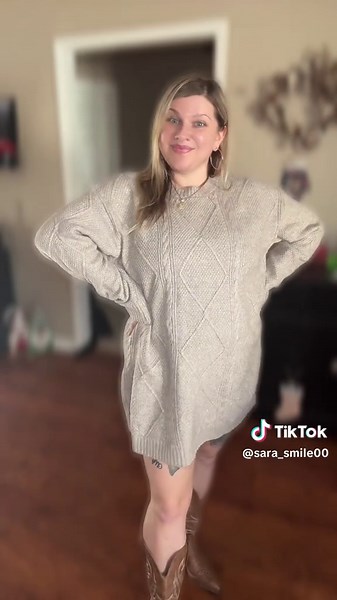 The perfect sweater dress belt @chicme.us @ChicMe_official #chime #sweaterdress #fallfashion #holidaydressinspo #fallfashioninspo